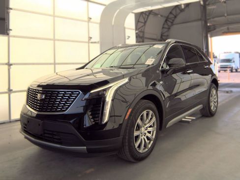 Used 2019 Cadillac XT4 Premium Luxury AWD/4WD image 1