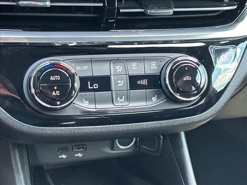 New 2026 Buick Envista Sport Touring w/ Convenience I Package FWD image 34