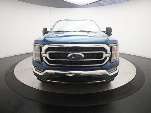 Used 2022 Ford F150 XLT w/ Equipment Group 302A High AWD/4WD image 12