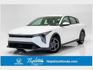 Used 2025 Kia K4 FWD video 1