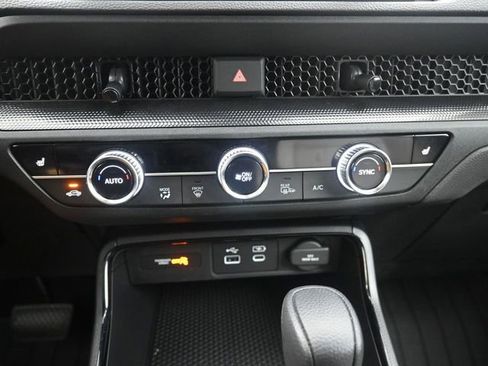 Used 2025 Honda CR-V EX image 19