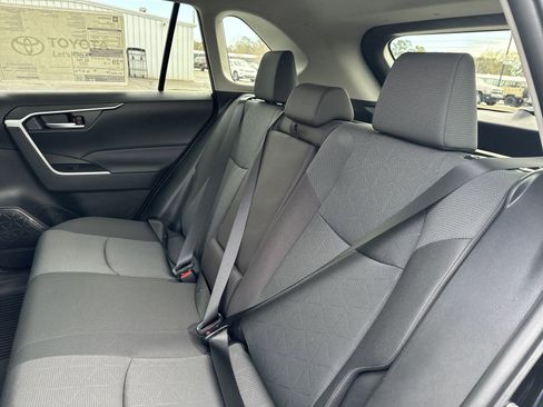 New 2025 Toyota RAV4 XLE w/ Convenience Package AWD/4WD image 25