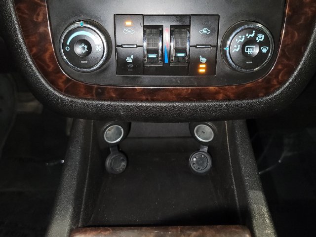 Used 2013 Chevrolet Impala LTZ FWD image 29