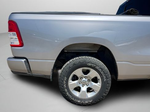 Used 2019 RAM 1500 Big Horn AWD/4WD image 16