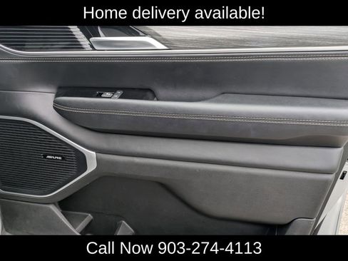 Used 2024 Jeep Wagoneer L Series II image 37