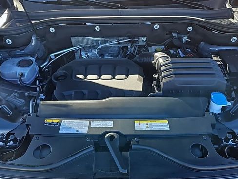 New 2026 Volkswagen Atlas Cross Sport SEL AWD/4WD image 10