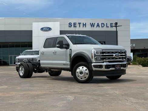 Used 2026 Ford F450 Lariat AWD/4WD image 1