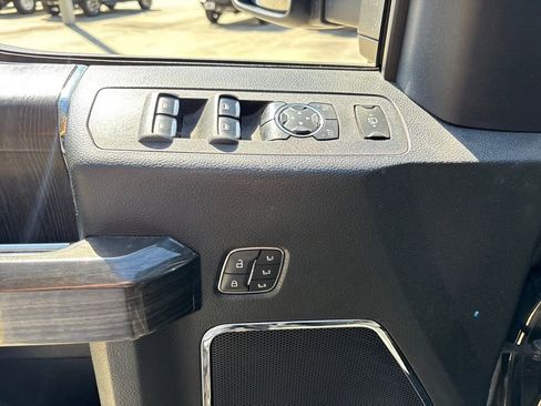 Used 2021 Ford F350 Lariat w/ Lariat Value Package image 12