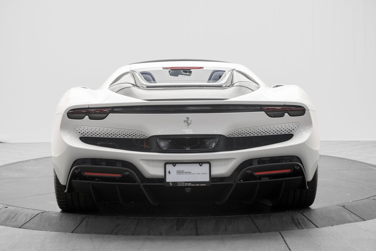 Used 2026 Ferrari 296 GTS RWD image 6
