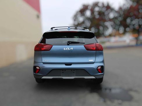 Used 2022 Kia Niro EX Premium image 12