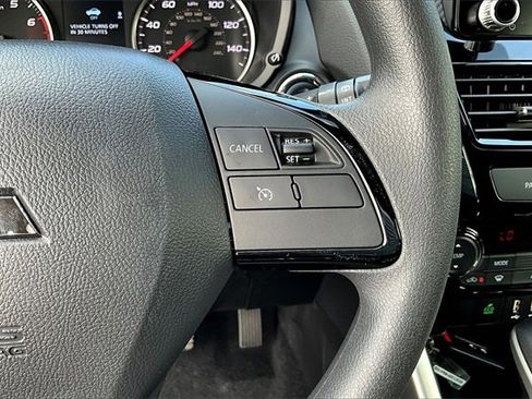 New 2026 Mitsubishi Eclipse Cross LE image 12