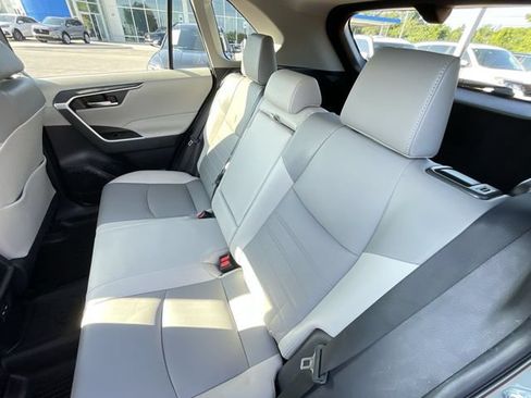 Used 2022 Toyota RAV4 XLE Premium FWD image 17