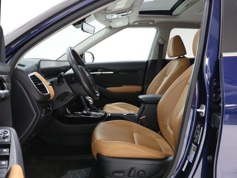 Used 2025 Kia Seltos EX w/ EX Sunroof Package FWD image 17