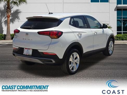 Used 2024 Buick Encore GX Preferred w/ Comfort Package image 6