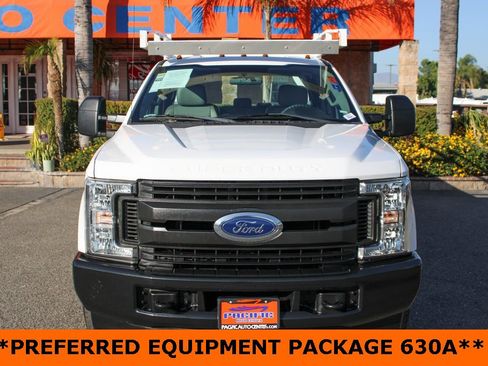 Used 2018 Ford F350 XL image 3