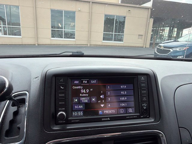 Used 2019 Dodge Grand Caravan SXT FWD image 24
