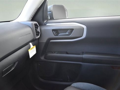 New 2025 Ford Bronco Sport Outer Banks image 11