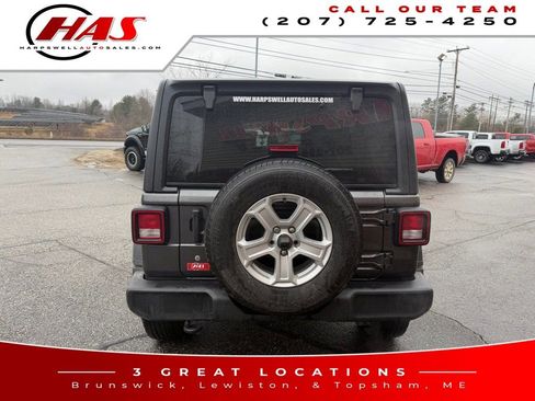 Used 2019 Jeep Wrangler Unlimited Sport S AWD/4WD image 6