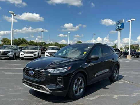 Used 2025 Ford Escape ST-Line FWD image 7