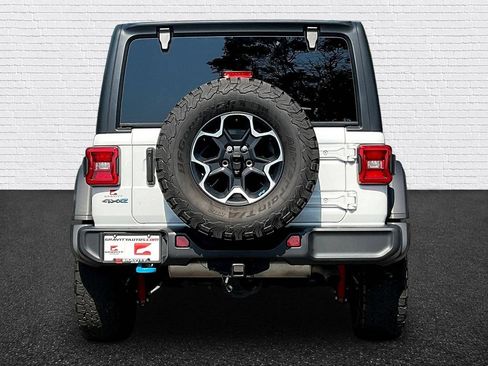 Used 2023 Jeep Wrangler Unlimited Rubicon 4xe w/ Cold Weather Group AWD/4WD image 5