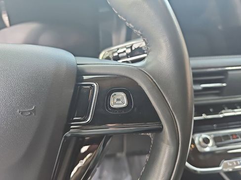 Used 2023 Lincoln Corsair Reserve image 21