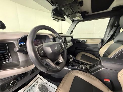 Used 2024 Ford Bronco Wildtrak AWD/4WD image 6