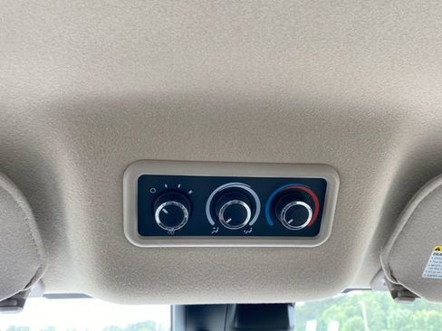 Certified 2024 Chevrolet Express 3500 LT w/ LT Preferred Equipment Group RWD image 20