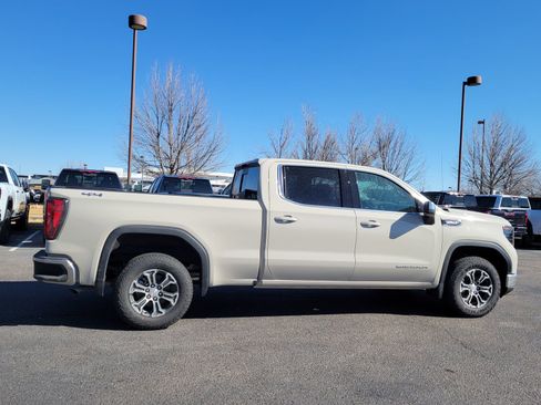 New 2026 GMC Sierra 1500 SLE w/ Preferred Package image 2