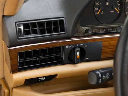 Used 1991 Mercedes-Benz 350 SD image 36