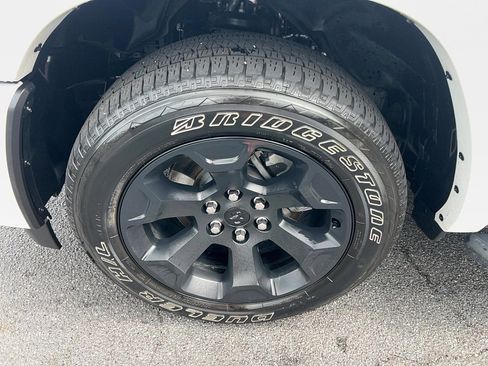 Used 2025 RAM 1500 Big Horn AWD/4WD image 9