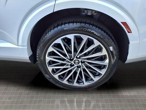 New 2026 Hyundai Palisade Calligraphy image 7