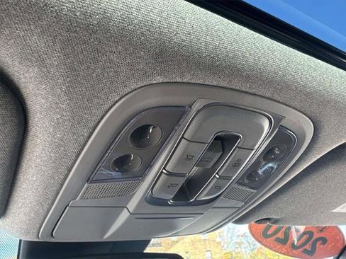 Used 2020 Hyundai Santa Fe SEL image 31