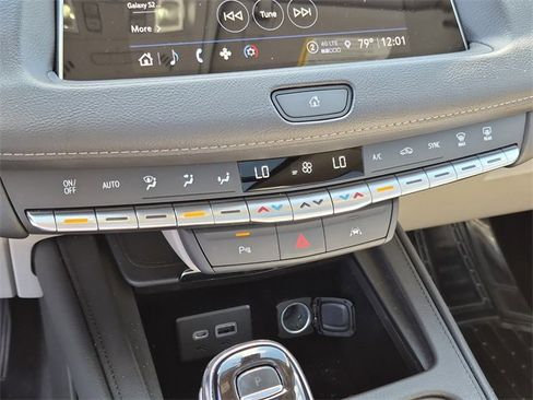 Used 2023 Cadillac XT4 Premium Luxury image 28