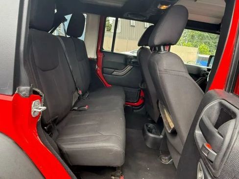 Used 2014 Jeep Wrangler Unlimited Sport w/ Power Convenience Group image 11