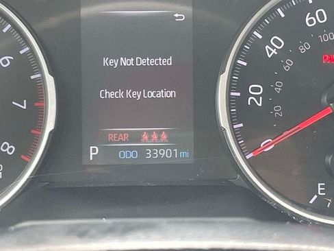 Certified 2021 Toyota RAV4 XLE AWD/4WD image 29