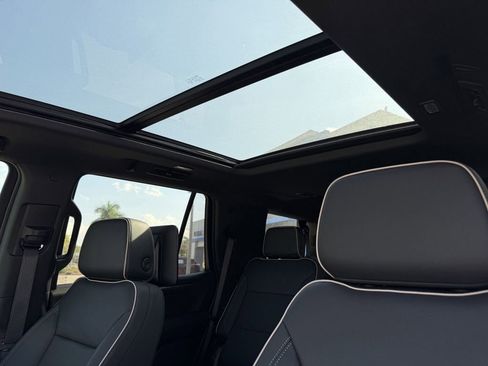 New 2026 Chevrolet Tahoe Premier image 19