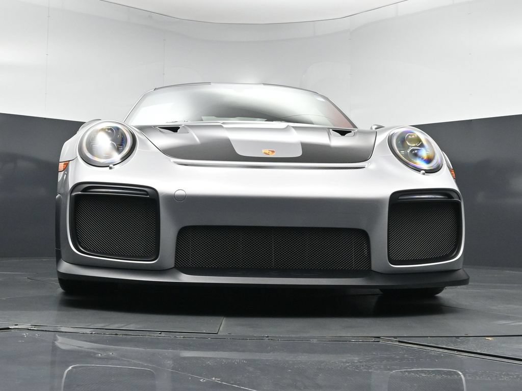 Used 2018 Porsche 911 GT2 RS RWD image 28