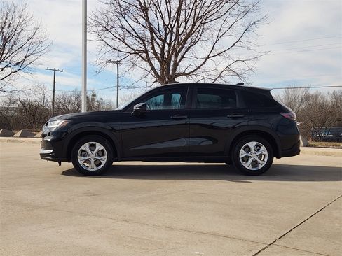 Certified 2023 Honda HR-V LX image 4