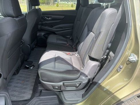 Used 2023 Subaru Ascent Premium image 10