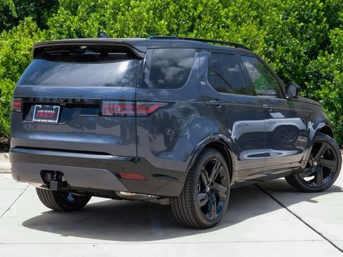 New 2026 Land Rover Discovery Dynamic SE AWD/4WD image 9