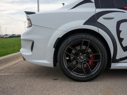 Used 2021 Dodge Charger SRT Hellcat RWD image 9