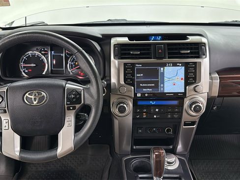 Used 2020 Toyota 4Runner Limited image 9