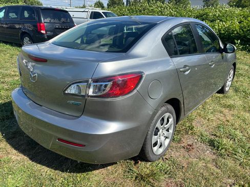 Used 2013 MAZDA MAZDA3 i Sport FWD image 5