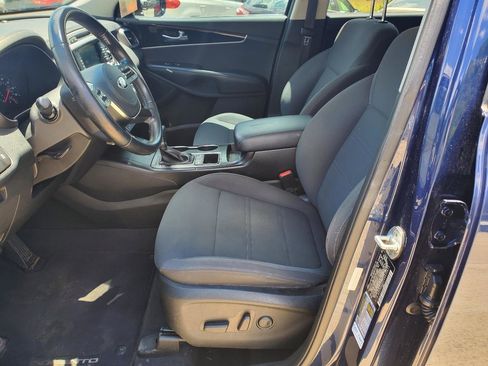 Used 2019 Kia Sorento FWD w/ LX Convenience Package image 16