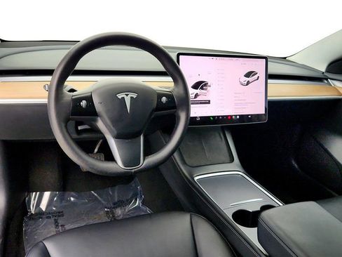 Used 2023 Tesla Model 3 Standard Range RWD image 12