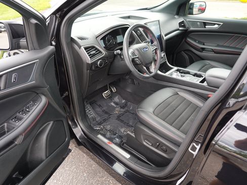 Used 2024 Ford Edge ST-Line AWD/4WD image 15