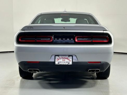 Used 2019 Dodge Challenger SXT w/ Plus Package RWD image 6