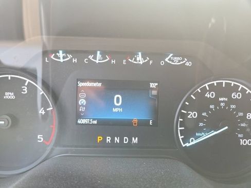 Used 2024 Ford F250 XLT AWD/4WD image 9