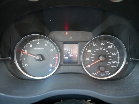 Used 2017 Subaru Crosstrek 2.0i Premium image 20