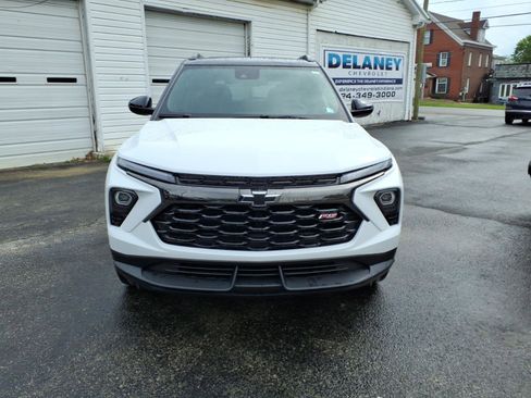 Certified 2024 Chevrolet TrailBlazer RS w/ Convenience Package AWD/4WD image 2
